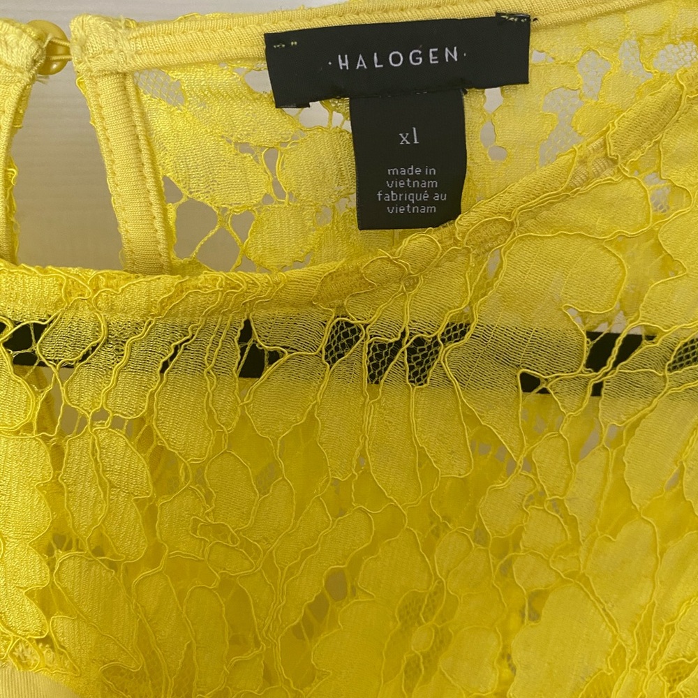 Halogen woman’s lace top bright yellow size XL NWT - Picture 5 of 5